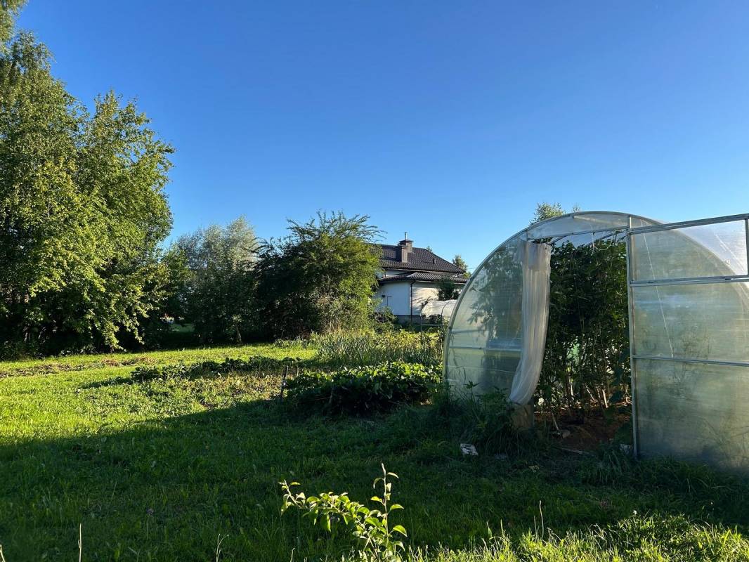  14.4 соток. г.Регистрация